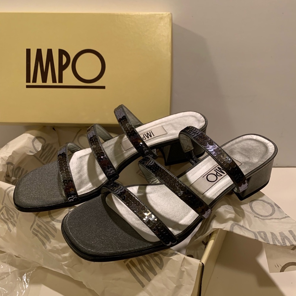 NWT WOMEN’S IMPO PEWTER STRAPY HEELS.